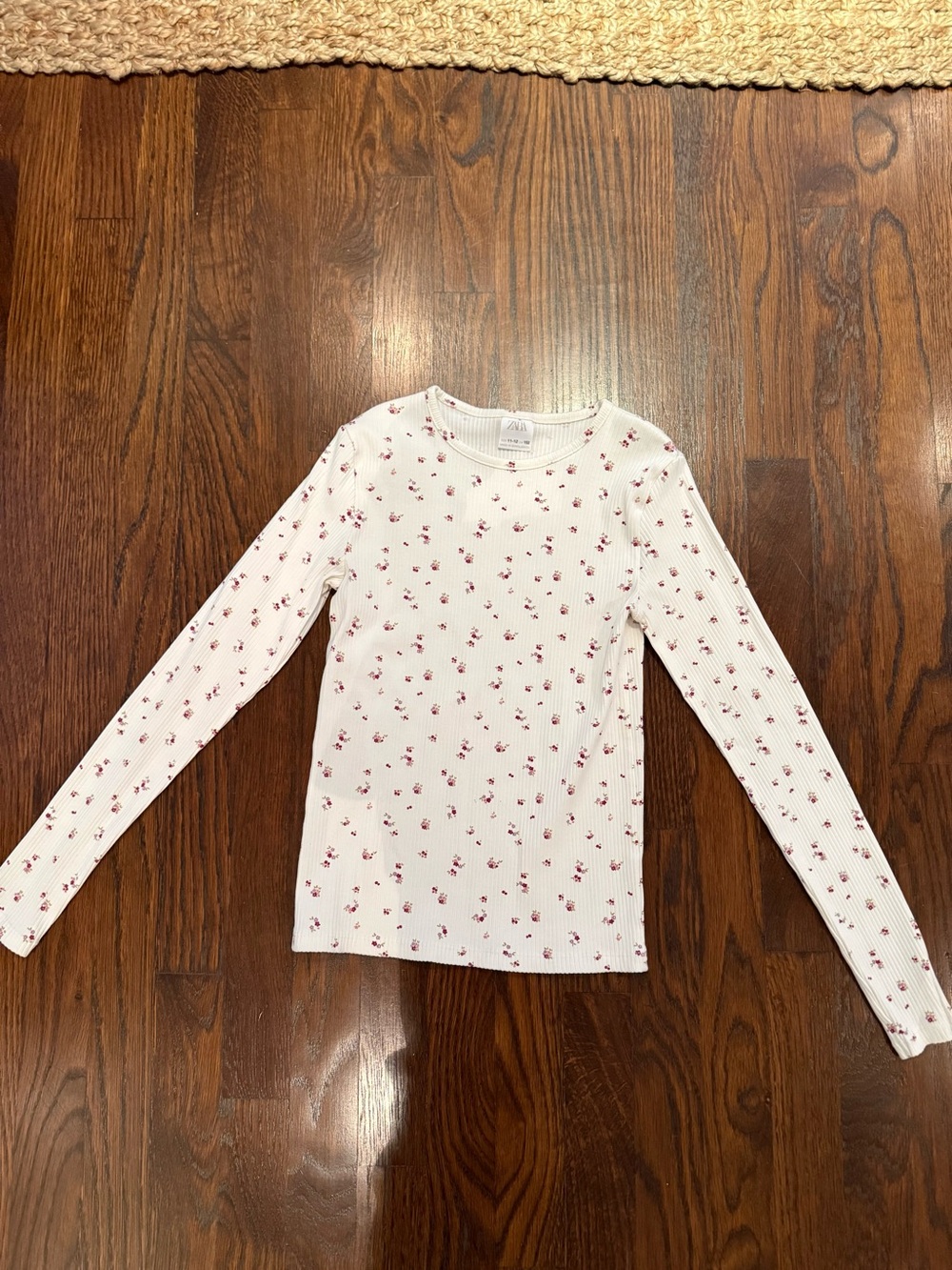 Zara White Ribbed Long-Sleeve Top with Pink Floral Print